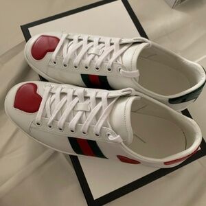 Gucci ace heart sneakers